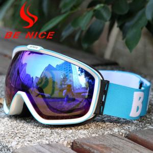 China High End Blue Reflective Ski Goggles , Anti Fog Snow Goggles For Cloudy Days supplier