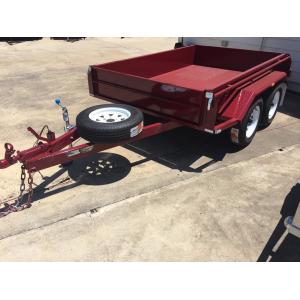 China Heavy Duty Industrial 10x5 Tandem Box Trailer 2000KG Wtih Rolled C / Plate Floor supplier