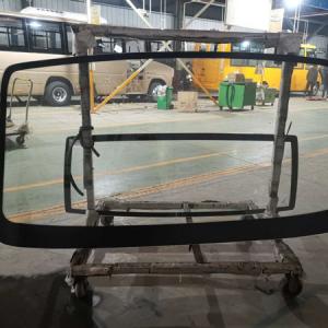 China 5302-00618 bus Windscreen bus front glass for Yutong bus parts supplier
