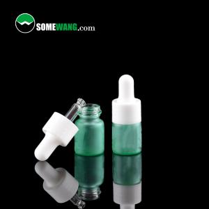 China Plastic PET Essential Oil Glass Bottle Serum Bottle With Dropper Glass Inner supplier