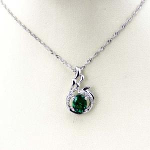 China 925 Silver Pendant with 6x8mm Oval Green and Clear Cubic Zircon Pendant (PSJ0401) supplier
