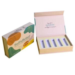 China Envases de cartón rígido con lápiz labial magnético cosmético reciclable supplier
