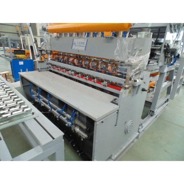 Width 3300mm Pneumatic Wire Mesh Bending Machine Programming Adjustments