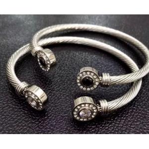 (B-121) Fashion Design Women Gift Rhodium Plated  Cubic Zircon Cable Bracelet