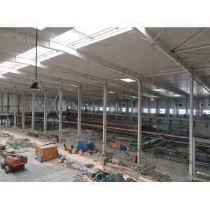 China Almacén prefabricado con estructura de acero resistente al fuego, diseño de espacio flexible wholesale