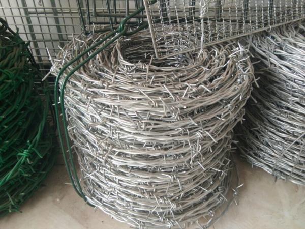 12# *14# Galvanized Barbed Wire Hot Dip Galvanized Iron Wire Fence