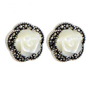 China 925 Silver Rosettes Mother of Pearl Stud Earrings (E014904W) supplier