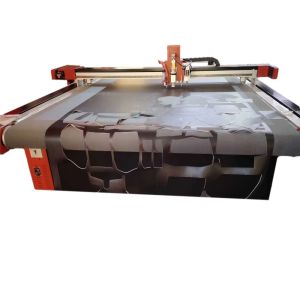 China カッター 衣類 織物 カッター と 切り台 サイズ 3420*2550*1220mm wholesale