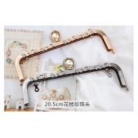 China Noble Imitation Pearl Lock Carpet Bag Frame With Chain Loops on sale