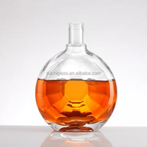 China Shandong Yuncheng Super Flint Glass 700ml Empty Round Glass Mini Liquor Bottle 150ml supplier