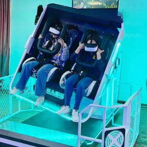 China 2 sièges VR Arcade Machine Machines de réalité virtuelle 720 degrés VR expérience wholesale