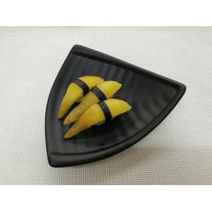 Imitation Porcelain Dinnerware Sets Black Color Triangle-Shape Length 20cm Weight 344g