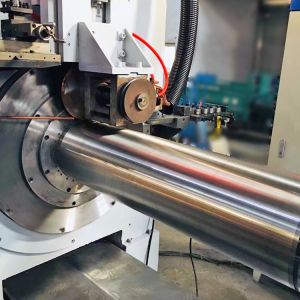 China Энергопотребление машины производства ячеистой сети мотора сервопривода АК гальванизированное низкое wholesale