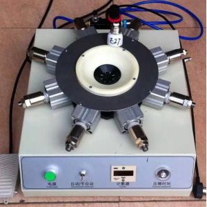 China Perfuração de friso do tampão da lâmpada E27 pregando a máquina para pregar do tampão da lâmpada do diodo emissor de luz supplier