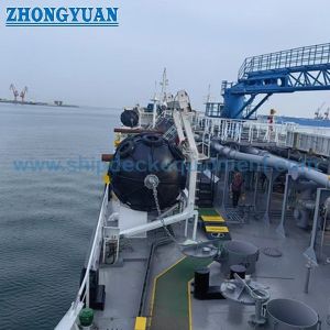 China Fender de borracha pneumática Davit supplier