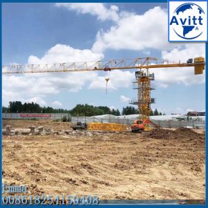 China 4t QTZ40 Flat Top Tower Crane 27m Freestanding Height For 8 Floor Real Estate Construction supplier
