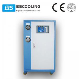 Portable industrial water chiller unit for injection machine and plastic mould