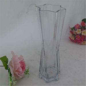 flower shaped glass vase clear color