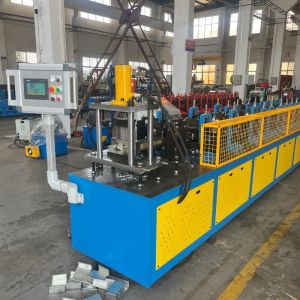 China 3 ′′ 4 ′′ 6 ′′ anchura ajustable de 1,5 mm de espesor estructura del marco de acero wholesale