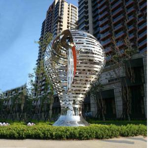 China Outdoor Stainless Steel Art Sculptures Flower Bud Polished Mirror Surface supplier