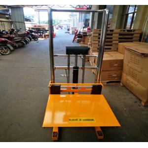 China Light Weight Manual Forklift Stacker Hydraulic Hand Pallet Stacker 800ib supplier