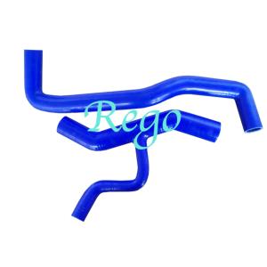 China FORD MUSTANG GT 4.6L V8  96-04 Flexible Silicone Hose Kits / Radiator Hose Upper supplier