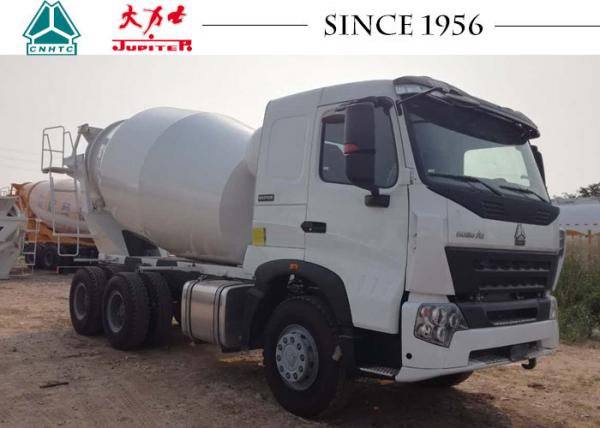 Durable HOWO Concrete Mixer Truck Smooth Operation With 380 Hp Euro IV Engine