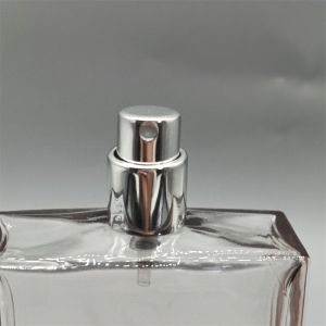 China 高級香水コレクションのための高級ガラスアクセントの香水スプレーポンプ wholesale