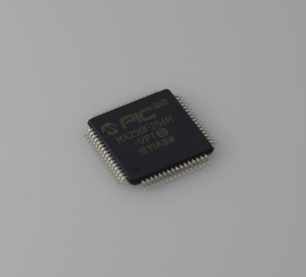 PIC32MX250F256H-I/PT 高性能32ビットMCU、256KBフラッシュ、64KB RAM、50MHz速度、USB OTG、低消費電力、組み込み設計向け堅牢な周辺機器
