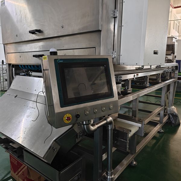 AIタイプ単チャンネル5.5-7.5kW AI選別機（穀物選別用）