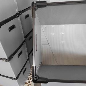 China Stackable Plastic Reusable Boxes Handle PP Carton Customized wholesale