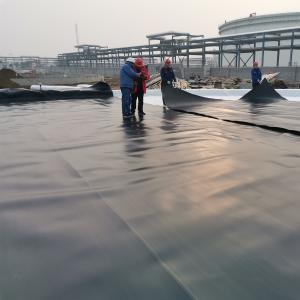 China Double Smooth Surface HDPE Geomembrane Welding Machine for High Density Polyethylene supplier