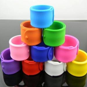 China Printed color silicone bracelets slap wristband for children supplier