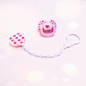 China Breastfed Baby Girl Soft Pacifier Silicone Baby Soother supplier