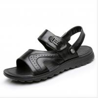 China Flat Handmade Leather Sandals Mens  Leisure Black Beach Sandals With Leather Upper on sale