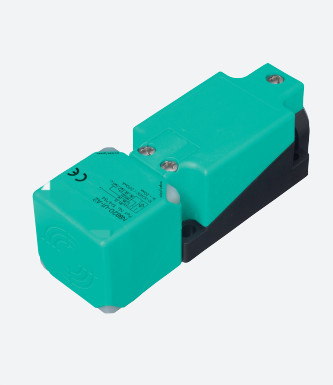 Sensor inductivo P+F NBN40-U1-E2 40mm No Enrasante 3 hilos CC NA