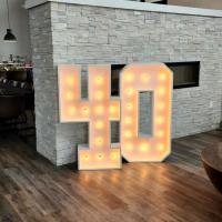 China Led Numbers Giant Light Up Letters Led Marquee Alphabet Letters for Birthday Decor Party on sale