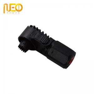 China Short End 100A Socket Small Flange Plastic EV Battery Connector Cable Assemblies supplier