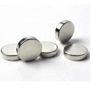 China N35 8 X 3mm Round Ndfeb Disc Magnet / Strong Disk Magnets For Souvenir wholesale