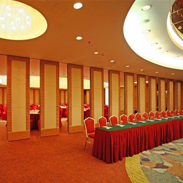 Movable Partition Walls Bearing Aluminum Track Interior Wooden Divider For