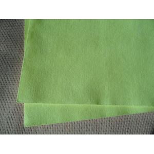 China Soft Green Non Woven Cloths / Non Woven Polyester Fabric Isotropic Strength supplier