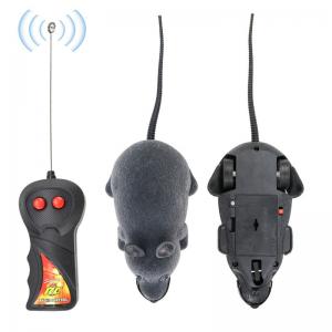 Novelty Gift Trick Playing Cat Pet Toys Wireless Remote Controlled Rat Toy