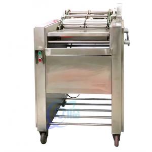 China Stable SUS304 Fish Skinner Machine , Semi Automatic Sardine Cleaning Machine supplier
