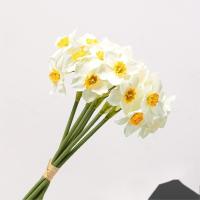 China Plastic Artificial Flower Business White Daffodils Arrangements on sale