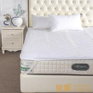 China Home Anti Bud Quilted 200g Mattress Cover Protector supplier