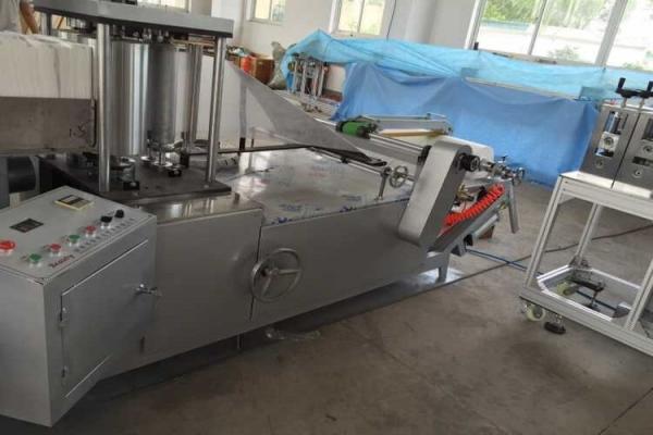 Cutting Sheet Fabric Folding Machine 5kw 4.2m 150-300 Pcs/Min Full Automatic