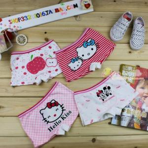 China OEM Custom HELLO KITTY Thong Organic Childrens Underwear for Girls  supplier