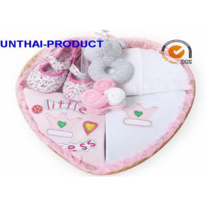 China Customized Baby Clothes Gift Set Total 7 Packs With 100% Cotton Material supplier