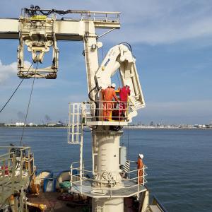 22m Electrical Hydraulic Ccs Small Knuckle Boom Crane Offshore