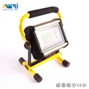 China Portable 50W Exterior LED Flood Lights Rechargeable Industrial Flood Light supplier